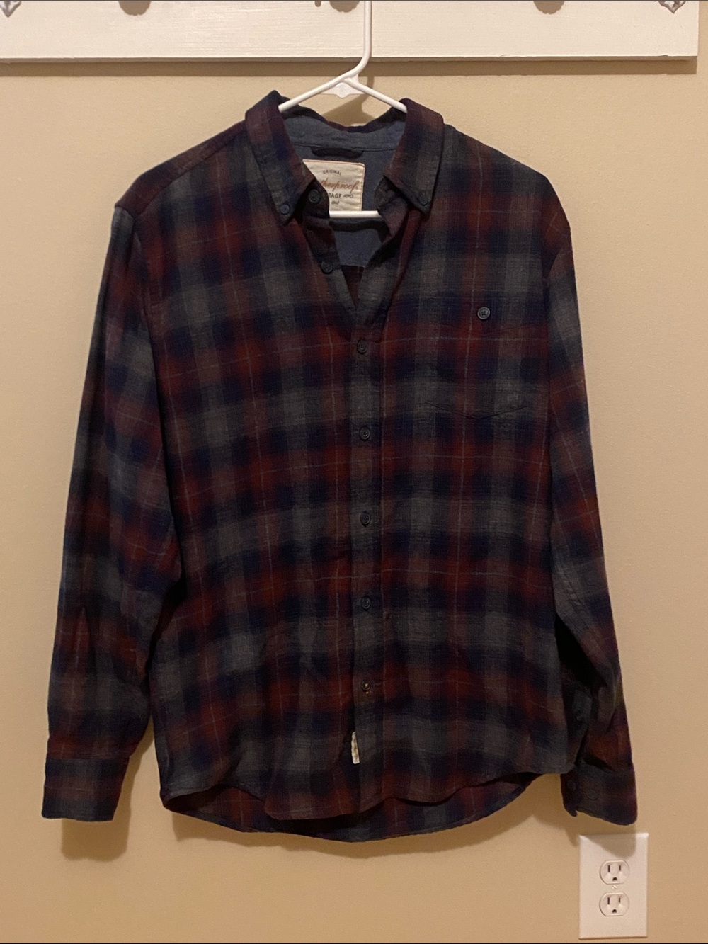 Men's Weatherproof Vintage Long-Sleeve Plaid Button-Up Shirt - Navy & Burgundy